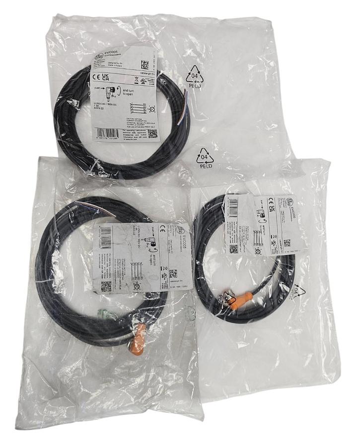 Used LOT OF 3 NEW IFM ADOAH040MSS0005H04 / EVC005 CONNECTING CABLES 5M CABLE LENGTH