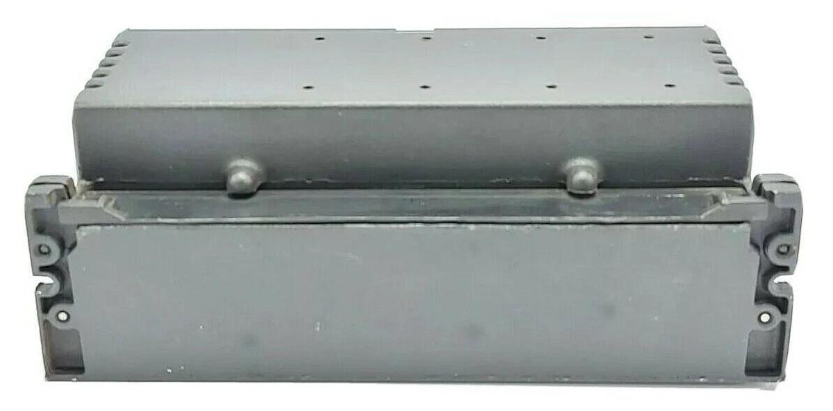 Used GE FANUC IC660TSA100A TERMINAL ASSEM. W/ IC660EBA100A I/O BLOCK