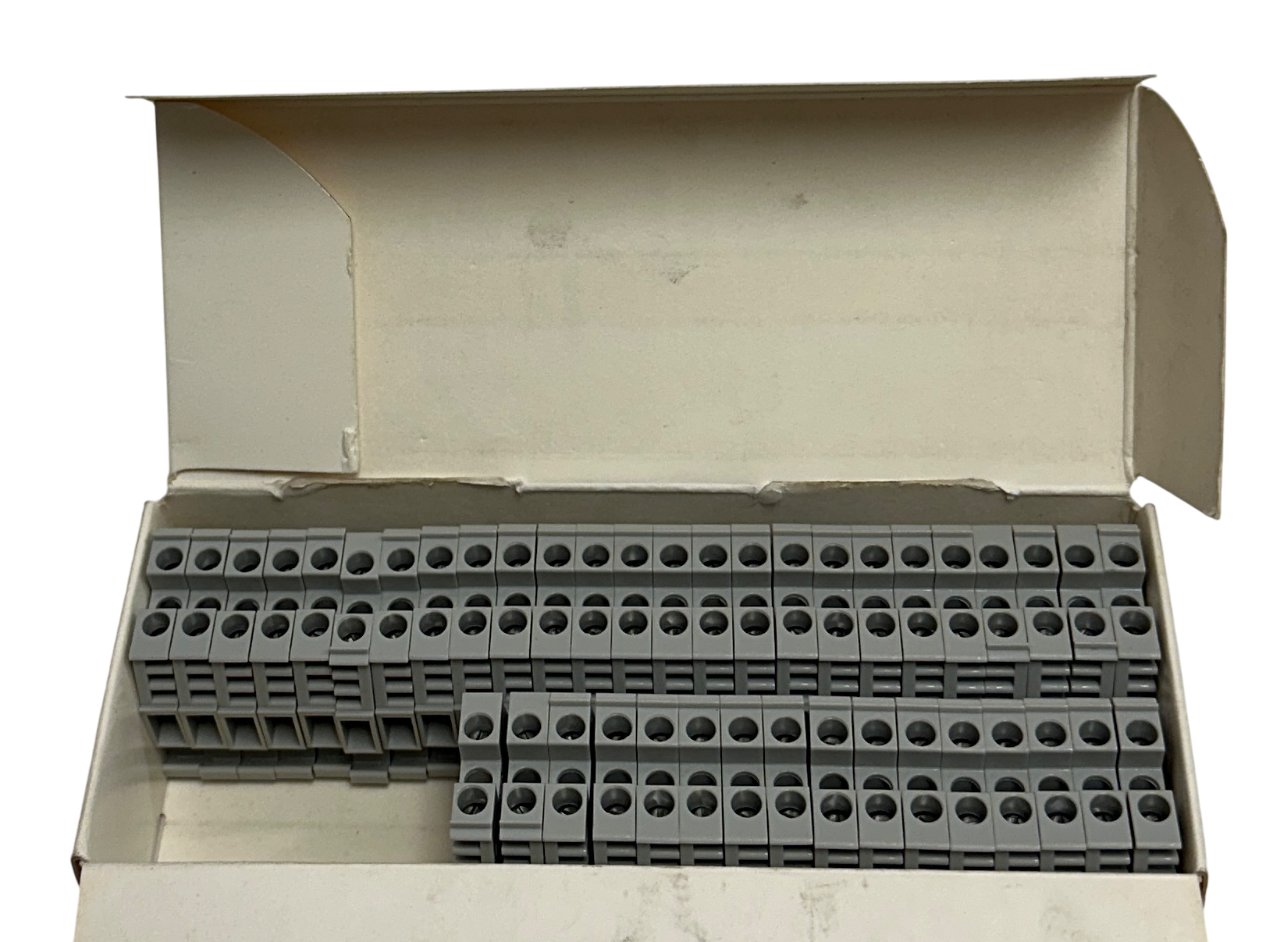 Used 41 ALLEN BRADLEY 1492-WM4 /A BULLETIN 1492 TERMINAL BLOCKS 300VAC/DC 20A NSMP