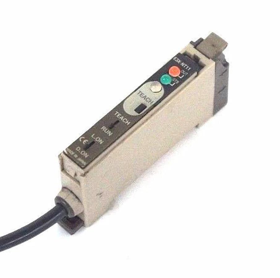 Used OMRON E3X-NT11 PHOTOELECTRIC SENSOR E3XNT11