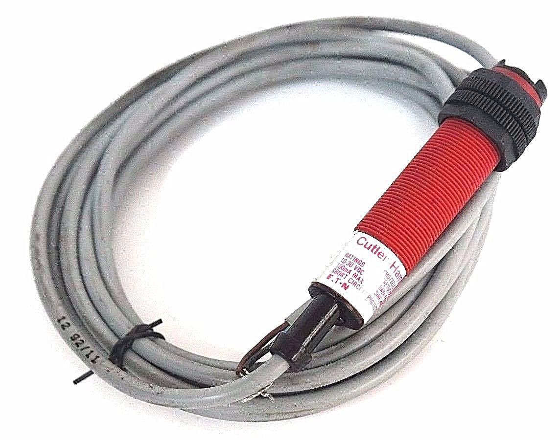 NIB CUTLER HAMMER E58CAL18T110R2 PHOTOELECTRIC SENSOR 10-30VDC 3M CABLE