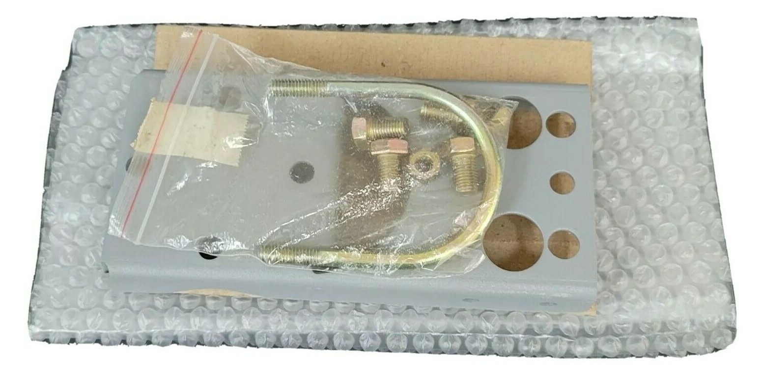 Used NEW INVENSYS FOXBORO N0141-ZT MOUNTING BRACKET SET. 4 SCREWS 2 NUTS U BAR