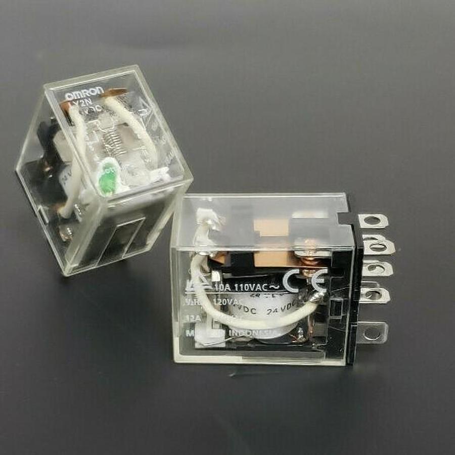 Used LOT OF 2 OMRON LY2N 24VDC RELAYS 1/2HP 120VAC 12A 240VAC