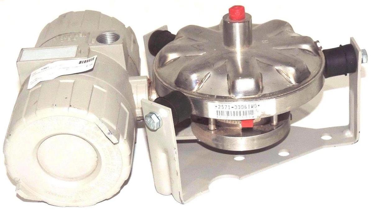 Used BAILEY BC12611350 DIFF PRESSURE TRANSMITTER 6"H2O W/ 25710006IWG TRANSDUCER 9/39