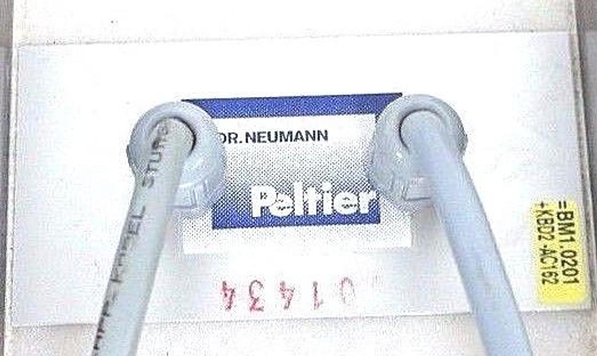 Used DR. NEUMANN PELTIER-TECHNIK SIZE 4 CABINET COOLER BM1.0201 KBD2-AC162 230V
