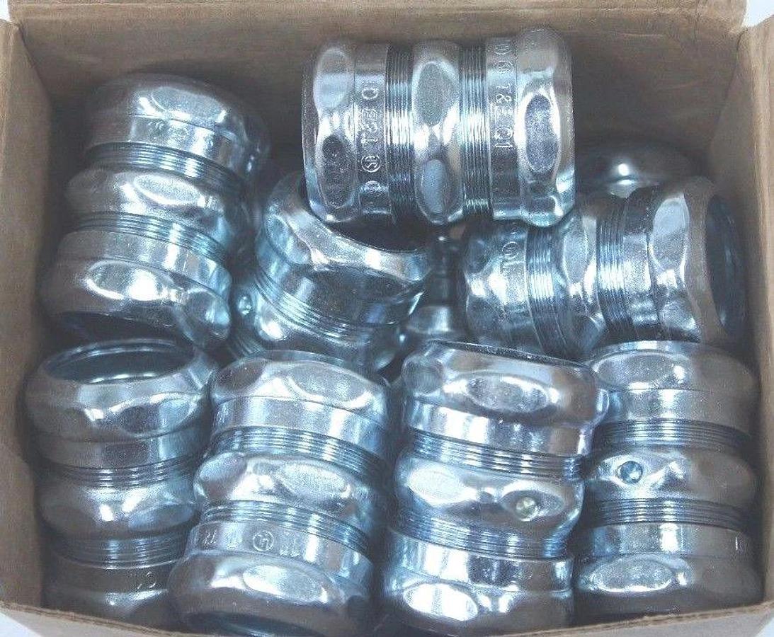 BOX OF 15 NEW THOMAS & BETTS 5320 1" EMT COUPLINGS