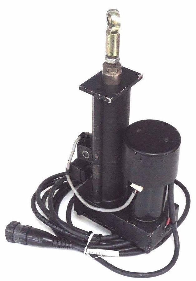 Used NORTH AMERICAN H5530E-S2N-0520 ACTUATOR W/ MCG 23DCM2480 HB5530-298