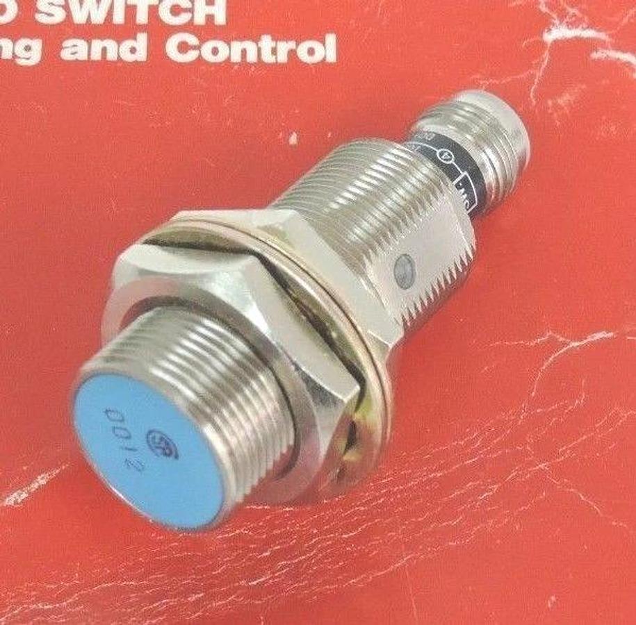 Used NIB HONEYWELL MICRO SWTICH FL7M-7J6HD-CM PROXIMITY SENSOR FL7M7J6HDCM