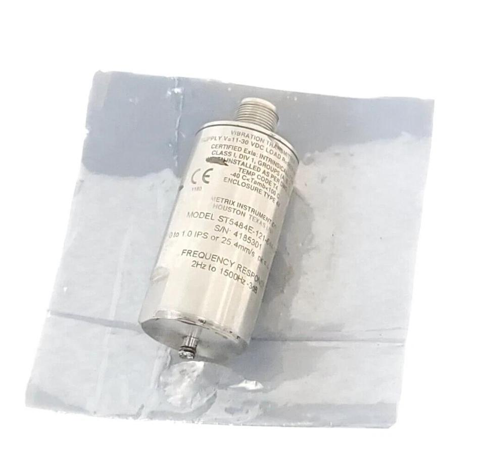 Used METRIX VIBRATION ST5484E-121-644-00 TRANSMITTER