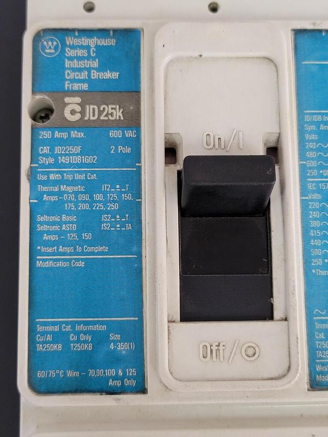 Used WESTINGHOUSE JD2250F CIRCUIT BREAKER 1491D81G02 2P 600VAC 250AMP JT2200T TRIP