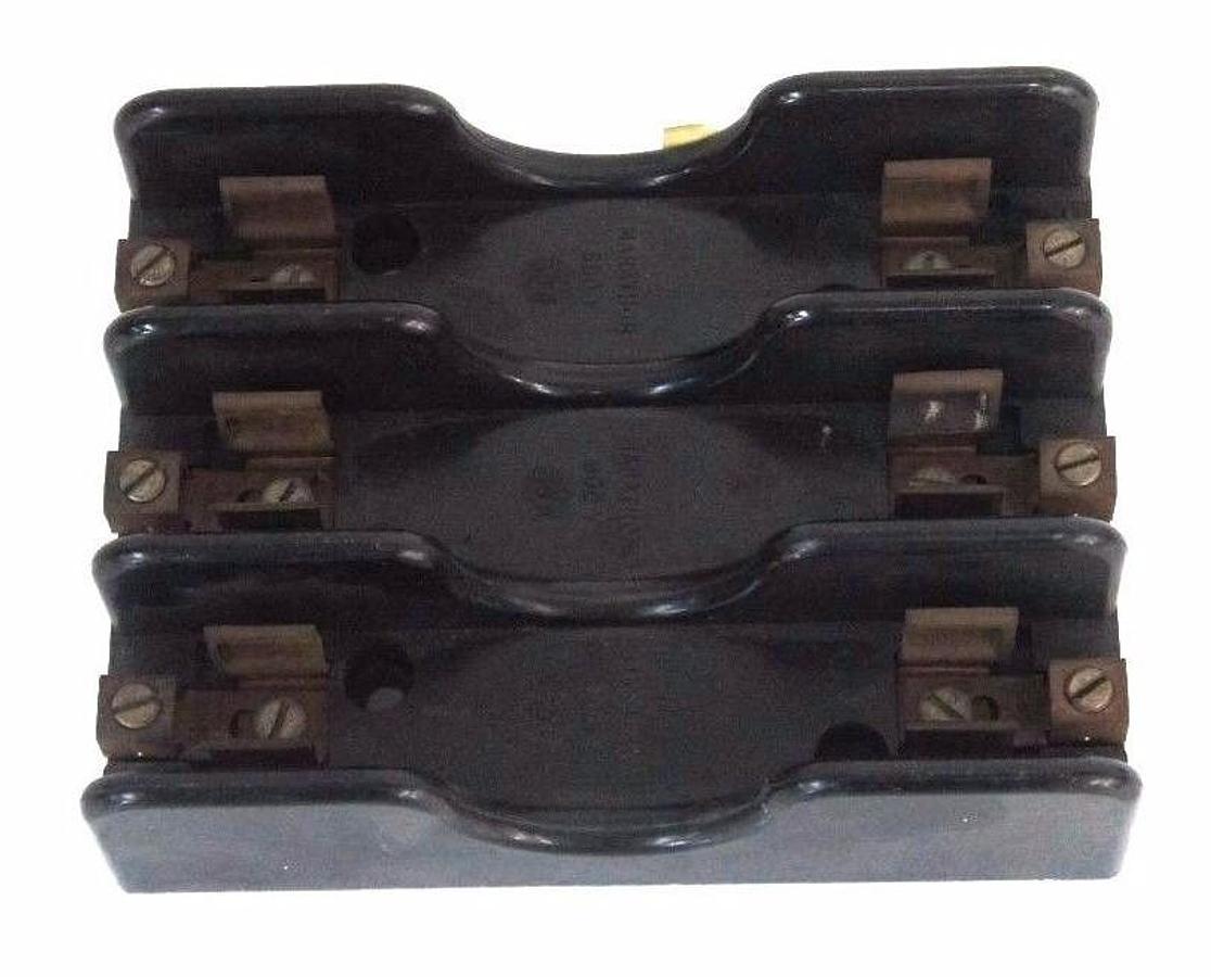 Used MARATHON LR60030-3 FUSE BLOCK W/ BOX LUG TERMINAL 600V
