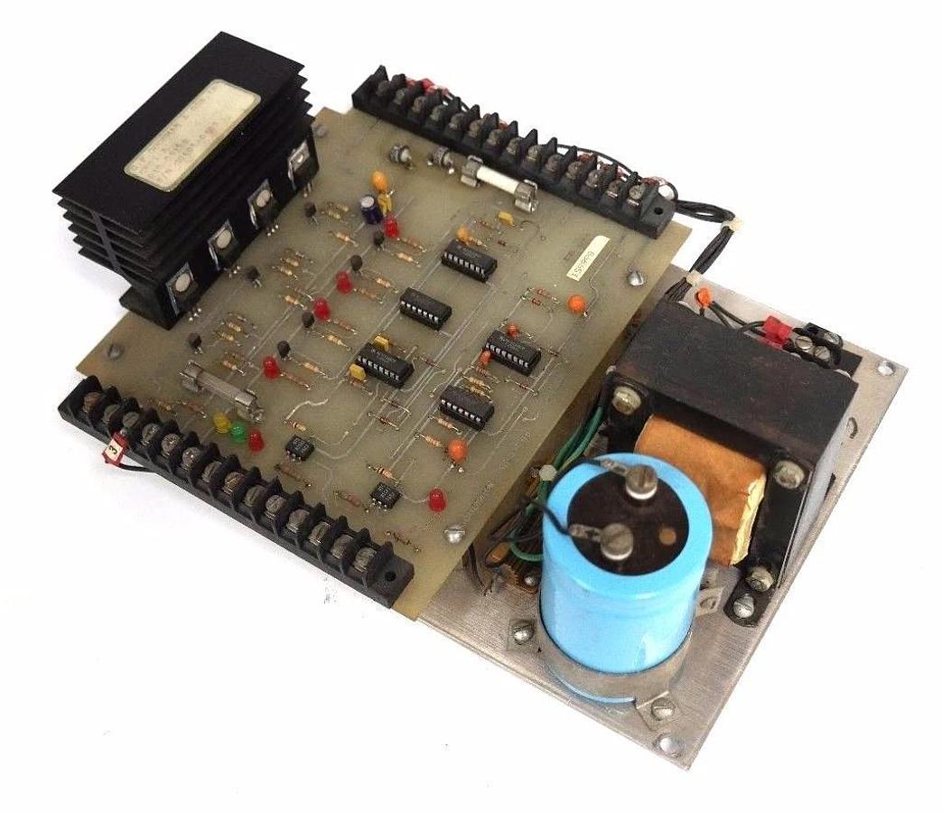 Used GOODMAN 040-091-B MODULE CB03-A W/ 020-008 BOARD & F-271U TRANSFORMER