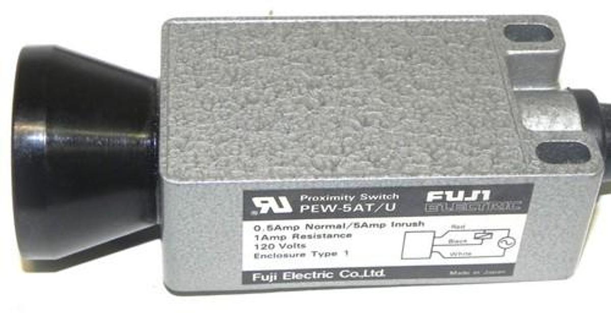 Used NEW FUJI ELECTRIC PEW-5AT/U PROXIMITY SWITCH PEW5ATU