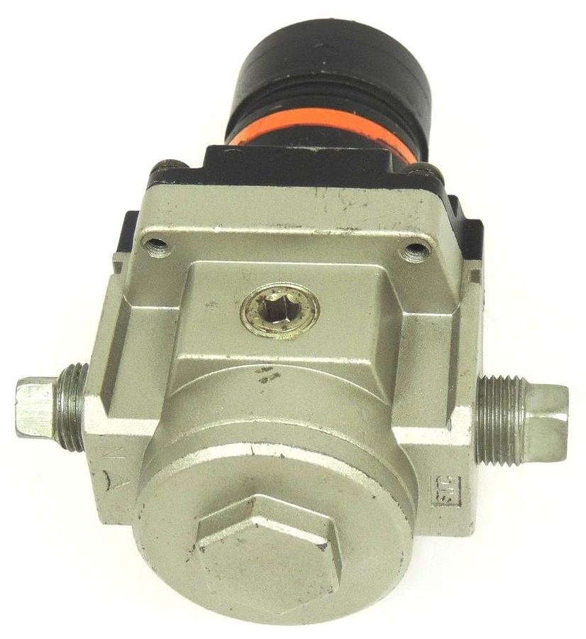Used SMC NAR4000-N03 REGULATOR NAR4000N03 SET PRESSURE 0.05~ 0.85MPa