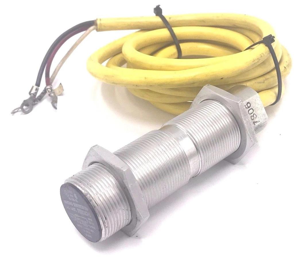 Used HONEYWELL FYCC8C3-2 MICRO PROXIMITY SWITCH 30MM SN 1.2/7.5AMP 120VAC