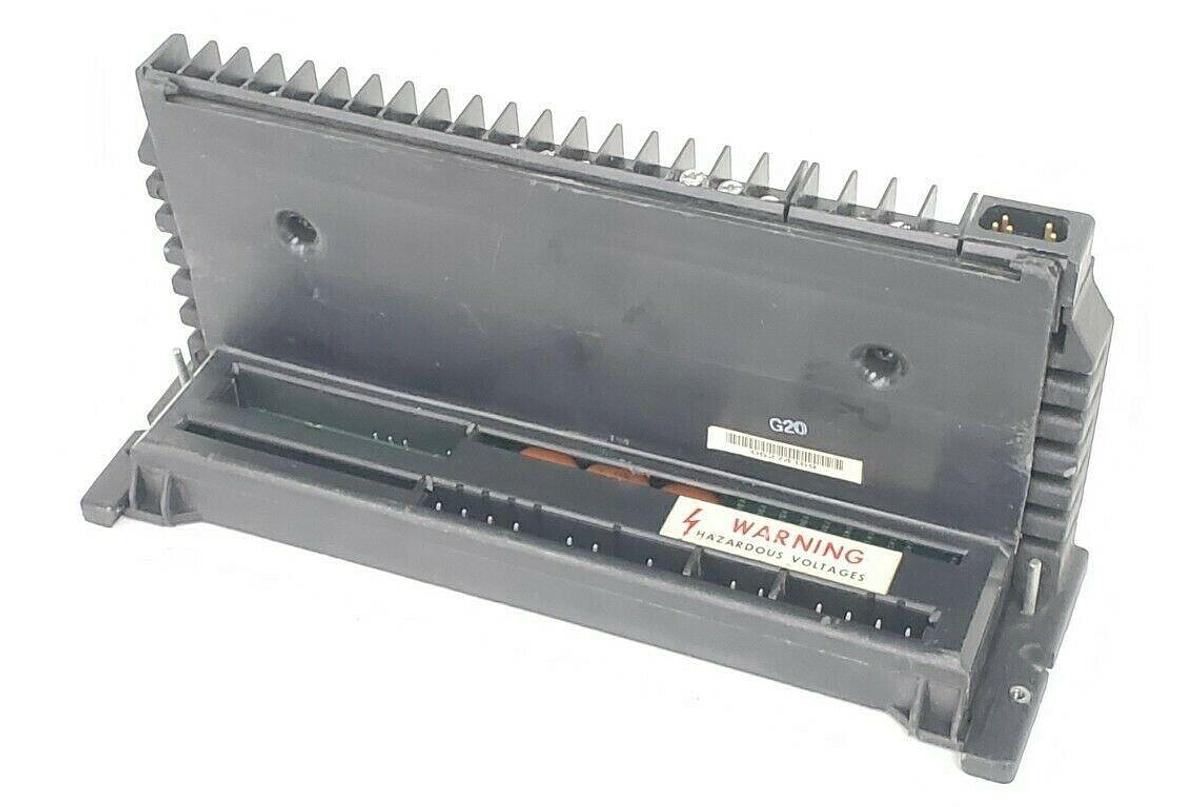 Used GE FANUC IC660TSD100B TERM. ASSEMBLY 115VAC