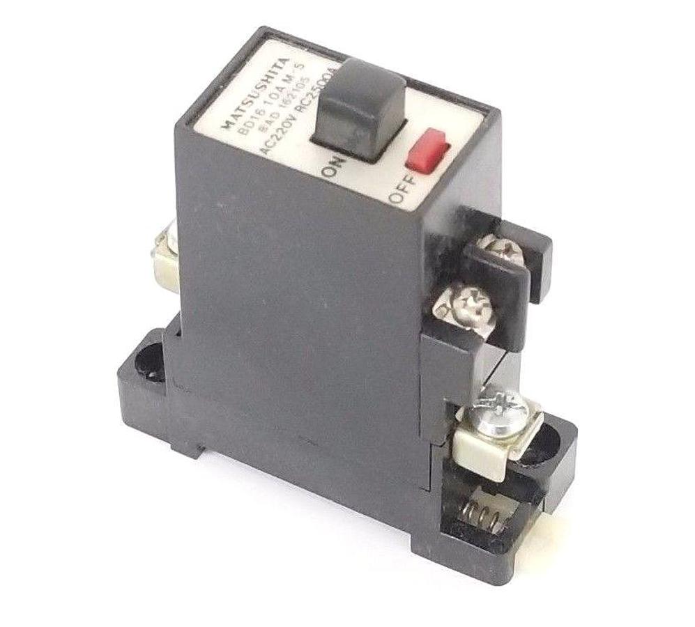 Used MATSUSHITA BD16 10AM-5 CIRCUIT BREAKER BAD 162105, AC220V RC2500A