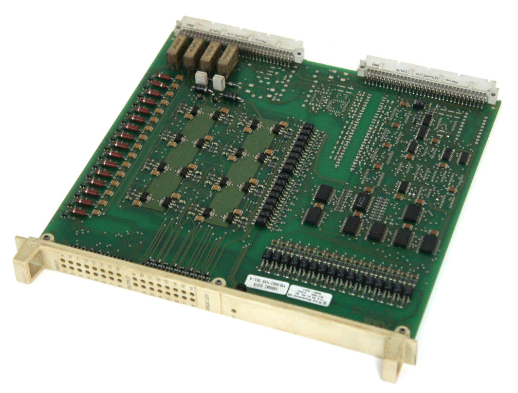 Used ABB 3HAB2214-8/4 I/O BOARD DSQC-223, YB 560 103 BD/4, 56 01-03 BD REV 008