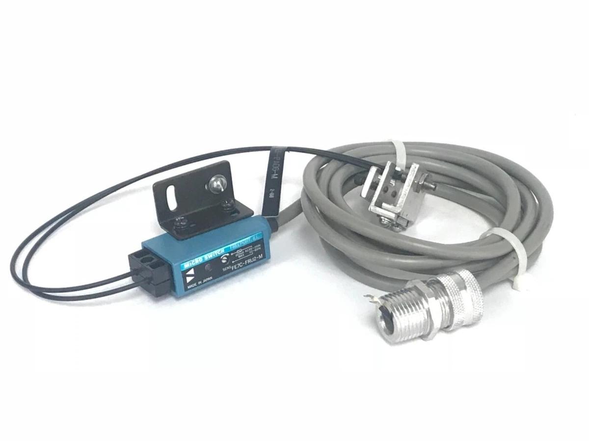 NEW HONEYWELL FE7C-FRU2-M PHOTOELECTRIC SENSOR W/ FIBER OPTIC CABLE FEF-PAD6-M
