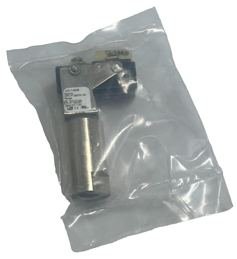 Used NEW UNITED ELECTRIC J40-14838 Pressure Switch 15-100 PSI Adjustable 1/4" NPT