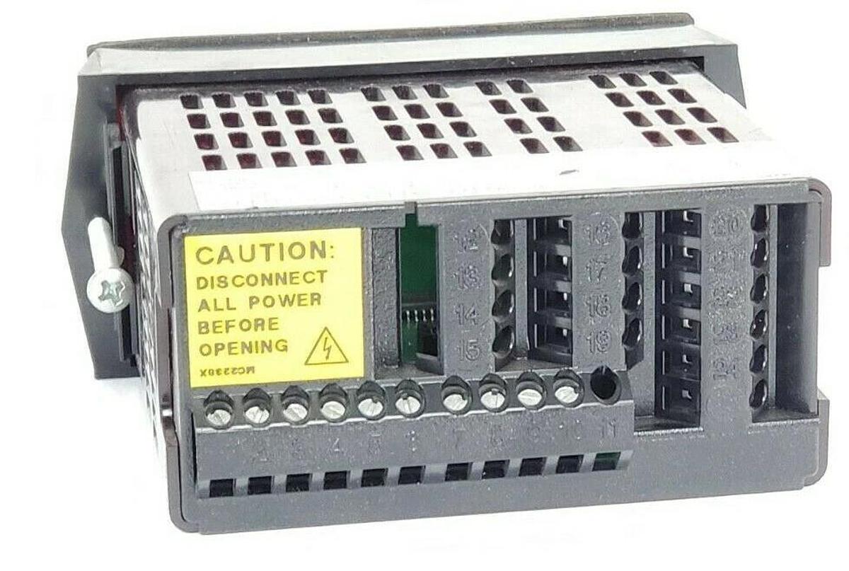 Used RED LION PAXCK TIMER/REAL TIME CLOCK PANEL METER PAXCK000
