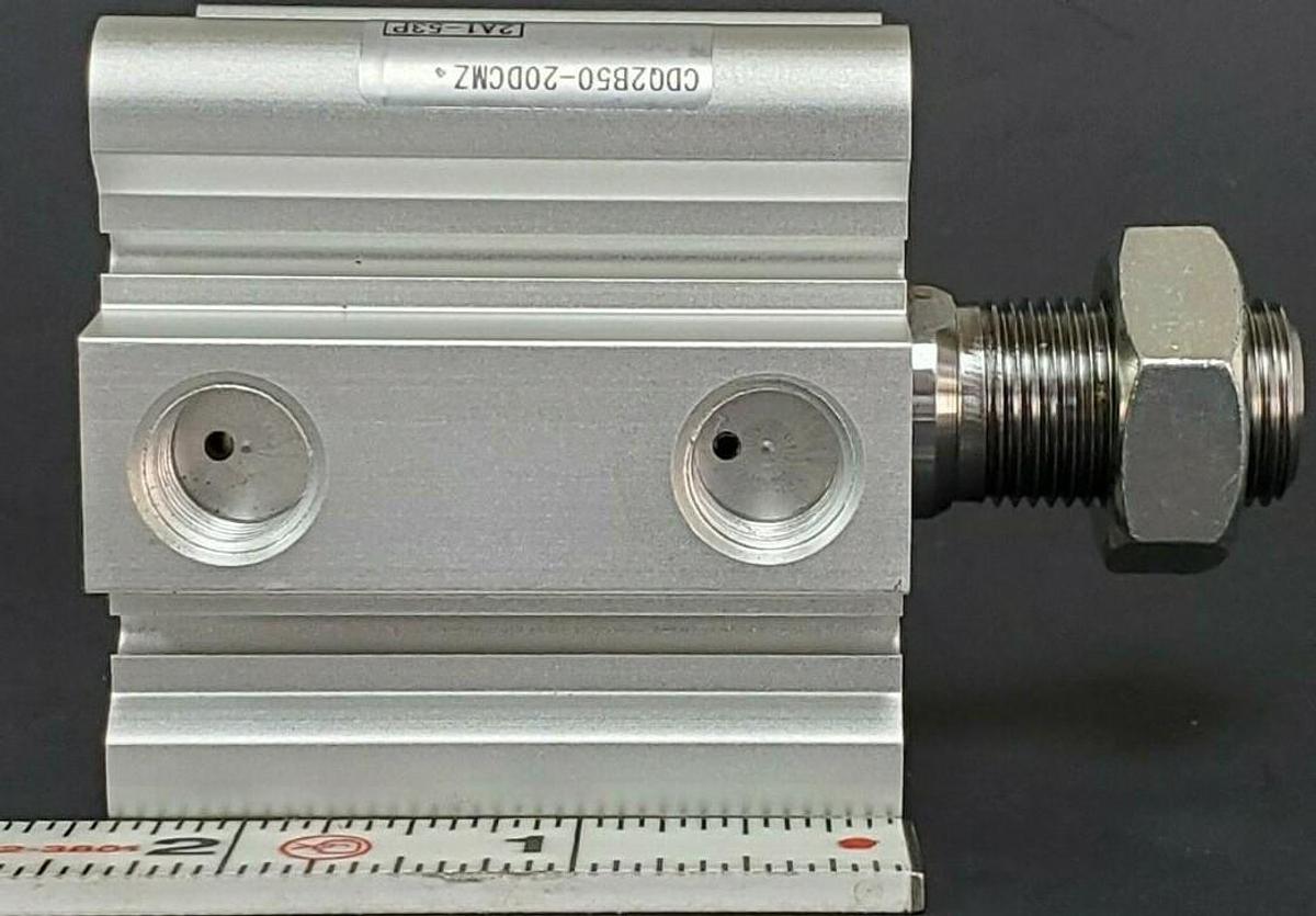 Used NEW SMC CDQ2B50-20DCMZ COMPACT CYLINDER CDQ2B5020DCMZ MAX. 1.0MPa