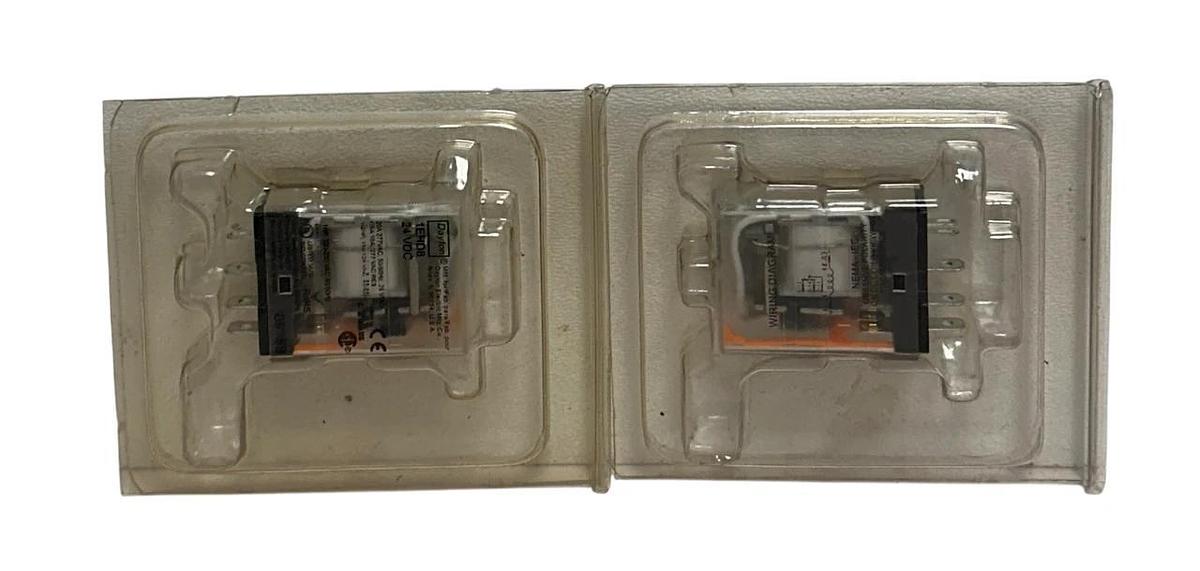 Used 2 DAYTON 1EHD8 GENERAL PURPOSE ICE CUBE RELAYS PLUG-IN 20A 24VDC LED NSMP