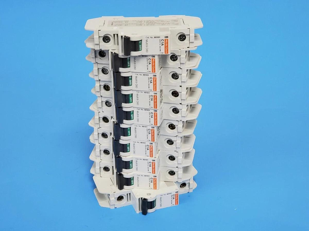 Used LOT OF 10 MERLIN GERIN 60101 CIRCUIT BREAKERS C1A, 240V, MULTI 9 C60