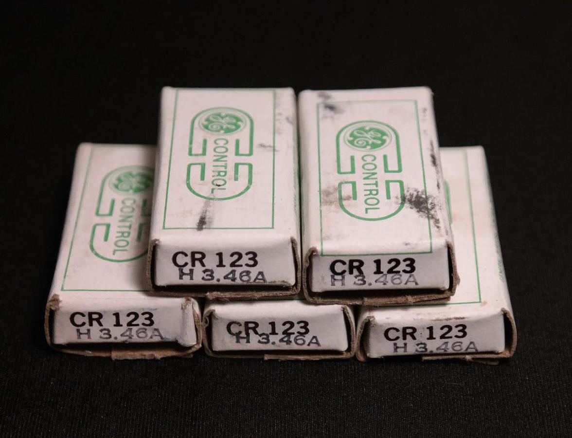 Used LOT OF 5 NIB GE CR-101 MANUAL STARTER HEATERS CR123H3.46A