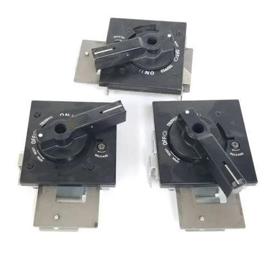 Used LOT OF 3 GENERIC S2SW F0601 ON/OFF CIRCUIT BREAKER OPERATING SWITCHES S2