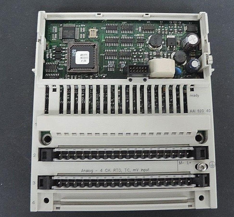 Used SCHNEIDER TSX MOMENTUM 170AAI52040 I/O BASE, ANALOG, 4CH RTD THERMO INPUT
