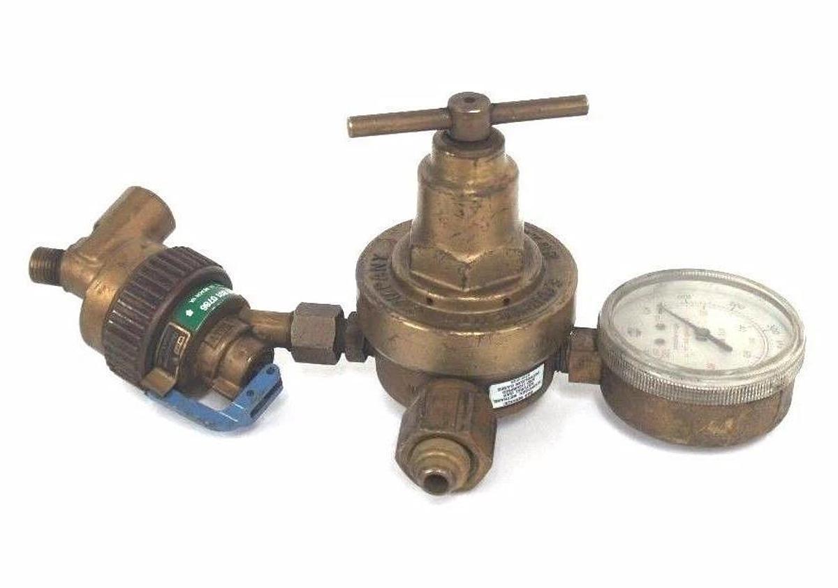 Used VICTOR EQUIPMENT S361C COMPRESSED GAS REGULATOR 373838 200PSI W/ AIRCO 8010786