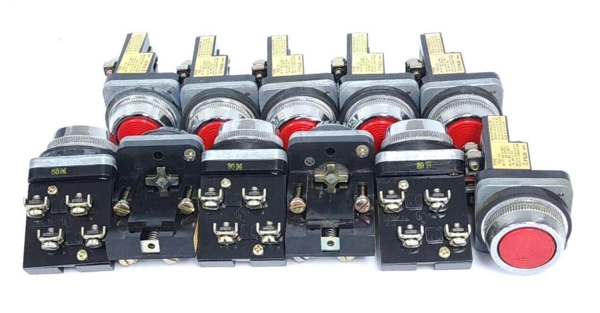 Used LOT OF 12 FUJI ELECTRIC 70C-IA / 70CIA FLUSH RED PUSHBUTTON CONTACT BLOCK 600V