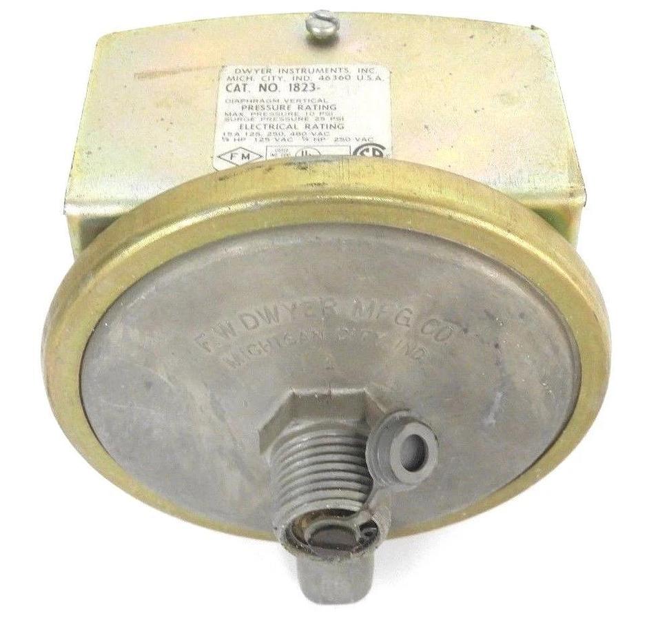 Used DWYER INSTRUMENTS 1823-20-2-5 PRESSURE SWITCH 18232025