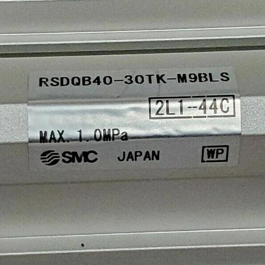 Used NIB SMC RSDQB40-30TK-M9BLS COMPACT STOPPER CYLINDER RSDQB4030TKM9BLS