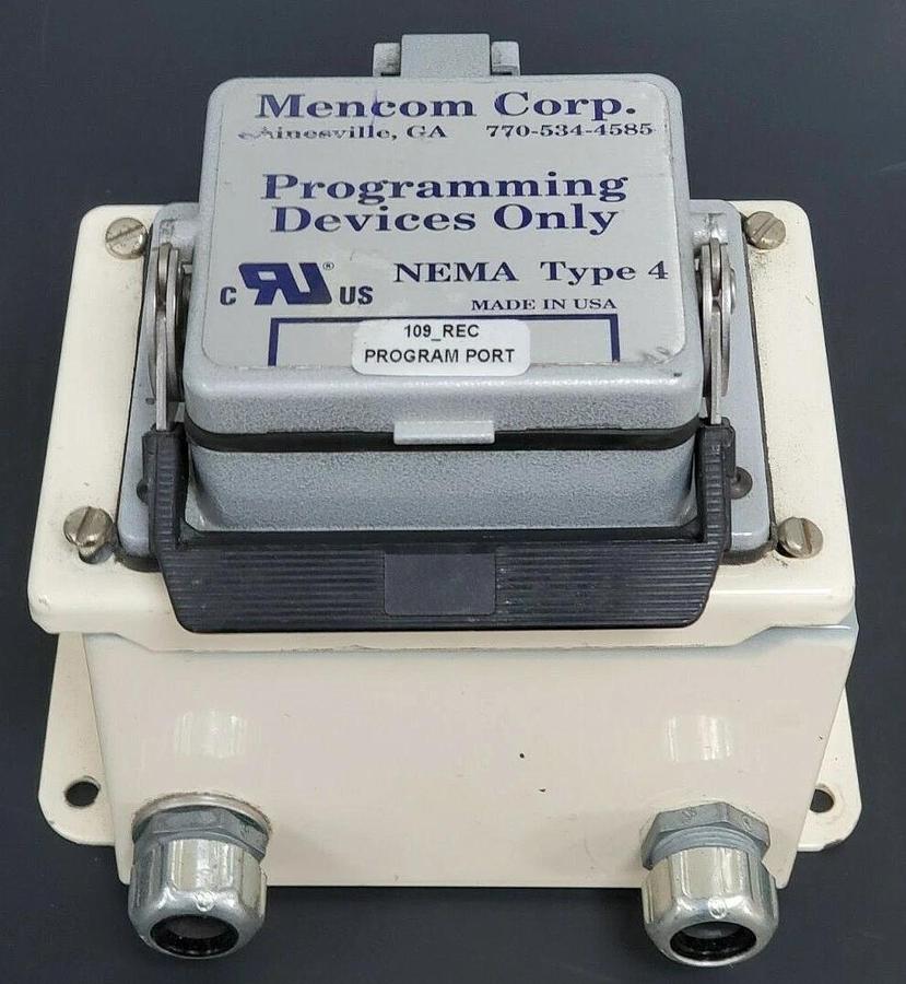 Used HOFFMAN / MENCOM CORP. A-6044SC ENCLOSURE W/ NEMA TYPE 4 109-REC PROGRAM PORT