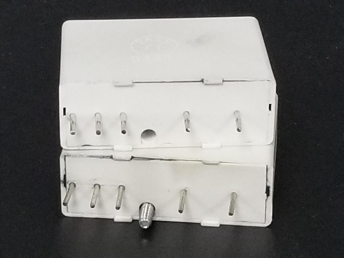 Used LOT OF 2 CRYDOM 6101 INPUT MODULES 4.0-32VDC IDC5