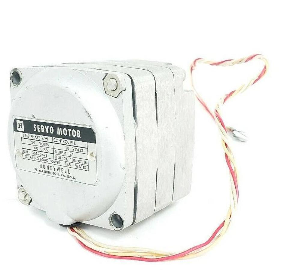 Used HONEYWELL 30365754-508 SERVO MOTOR ASSEMBLY 8207 P/N 365754-8 120/10V 11.5W