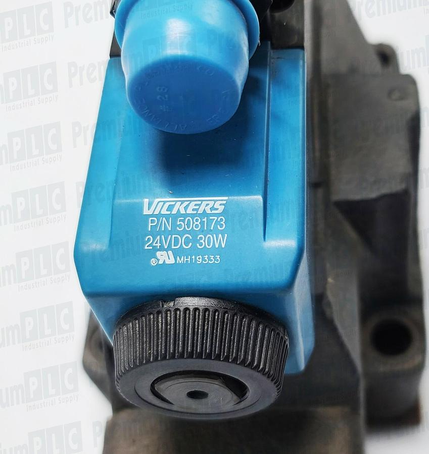 Used VICKERS DG5S-8-6A-T-M-FPA5WL-H5-30 VALVE 02-393393 W/ DG4V-3S-2A-M-FPA5WL-H5-60