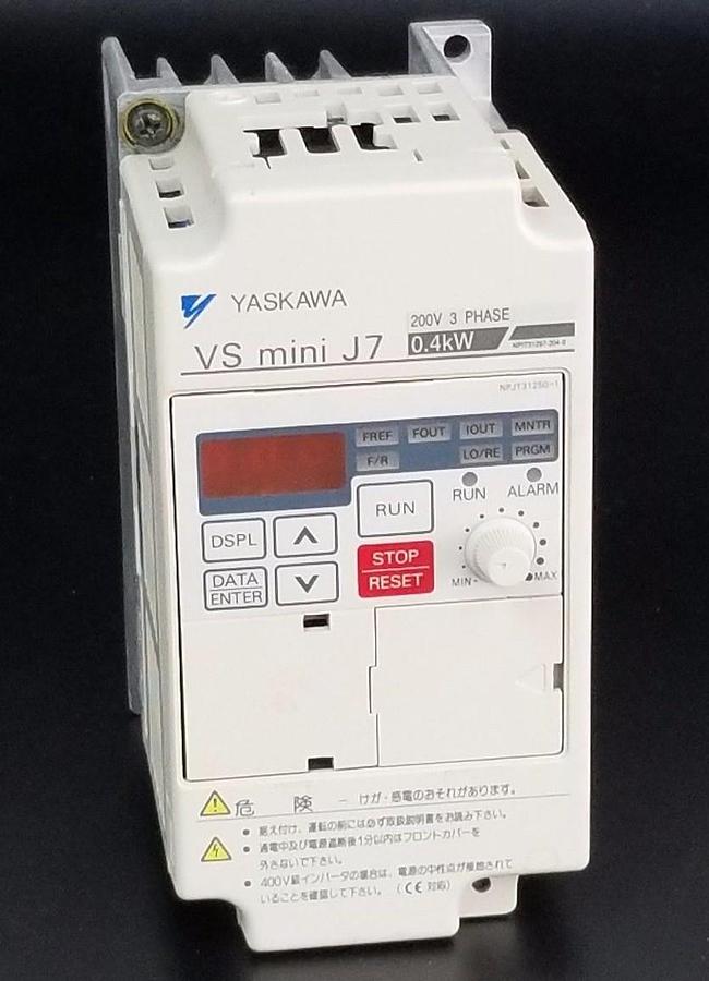 Used YASKAWA CIMR-J7AA20P4 VS MINI J7, 200V, 3-PHASE, 0.4KW, CIMRJ7AA20P4