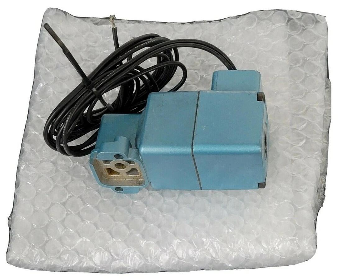 Used NIB MAC 250B-111CABA SOLENOID VALVE 250B 111CABA
