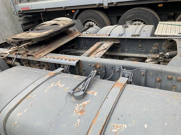 Used 2001 DAF 95 xf 430 euro 3 manual