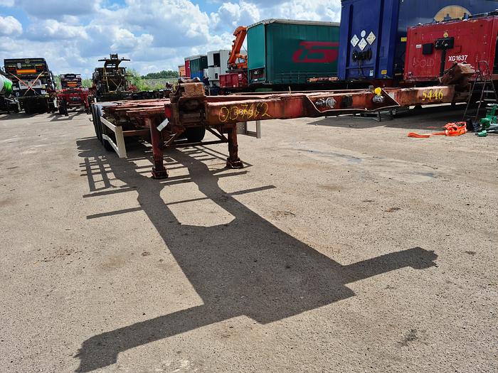 Used 2005 HFR 3 AXLE CONTAINER CHASSIS ALL CONNECTIONS NEEDS REFURBISHMENT