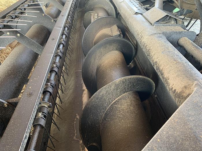 Used 2006 Macdon 9352i Windrower w/ 14' Sickle Head ***Excellent Condition***