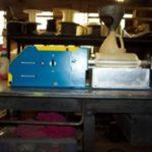 JLT #312A 6″ Roller Spreader