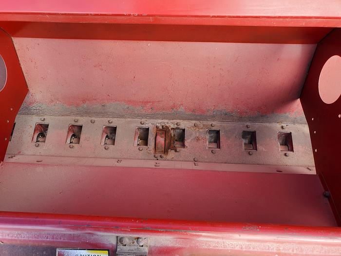 Used 12' International 6200 Grain Drill w/ Small Seed