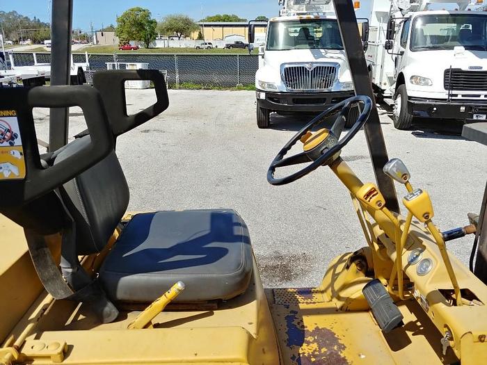 Used Clark C500-Y100 9,175 Lb 139" Fork Height Forklift - 16660