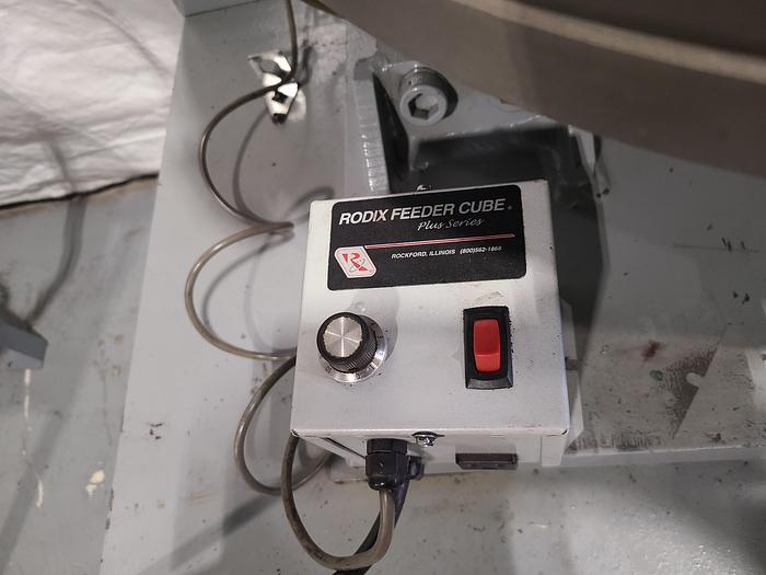 Used  Draft - Mid - West Feeder Rodix Feeder Cube Plus Series