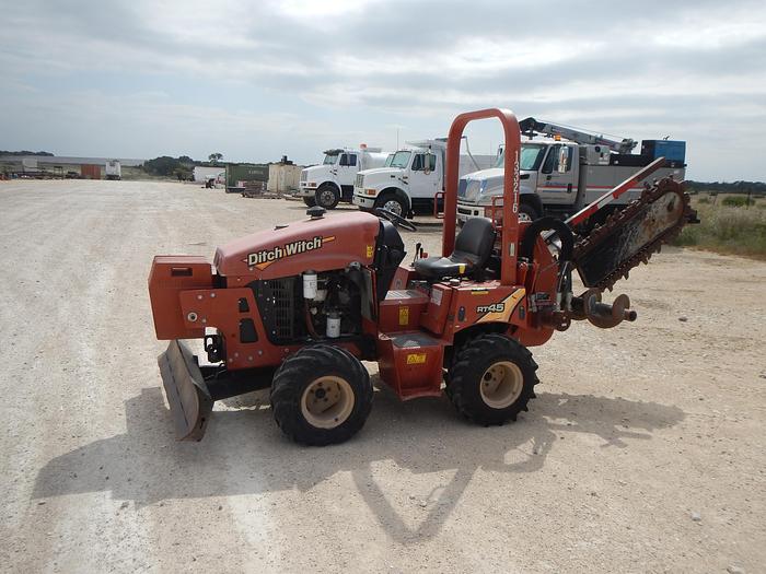 Used 2014 DITCH WITCH RT45