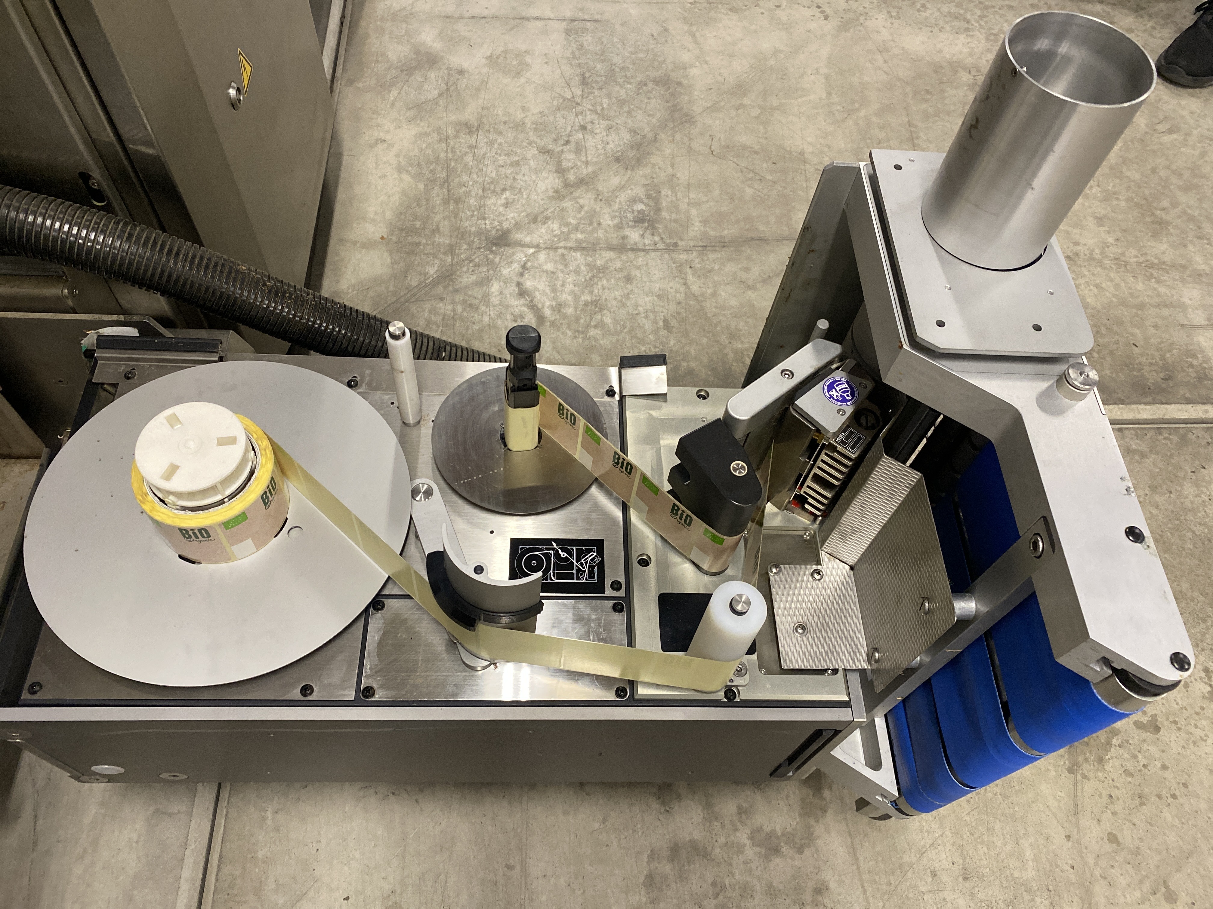 Refurbished 2020 Espera ES7000 weigh price labeler, top and bottom